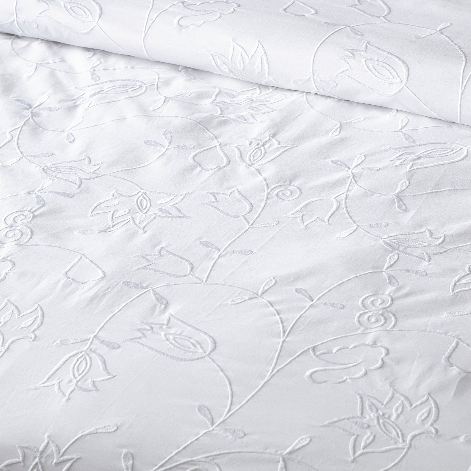 Abundance — organic cotton percale floral white on white embroidered duvet cover set, 200 TC, detailed view