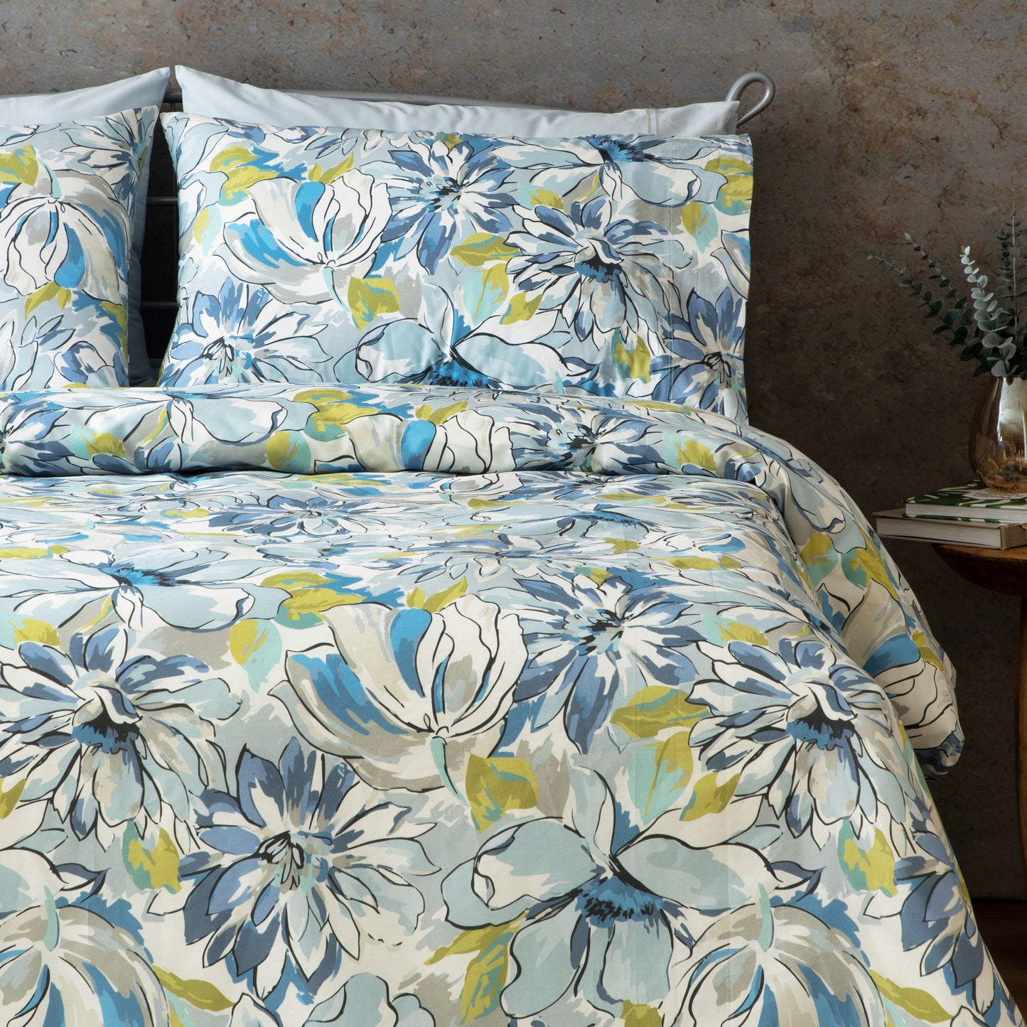 MEANDERING BLOSSOMS 200 TC PERCALE 100% ORGANIC COTTON PRINTED DUVET COVER SET