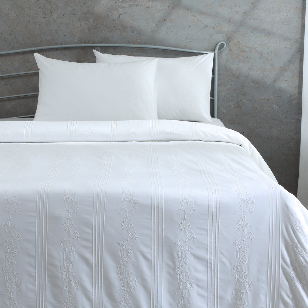 BARRIE 200 TC PERCALE 100% ORGANIC COTTON EMBROIDERED DUVET COVER SET