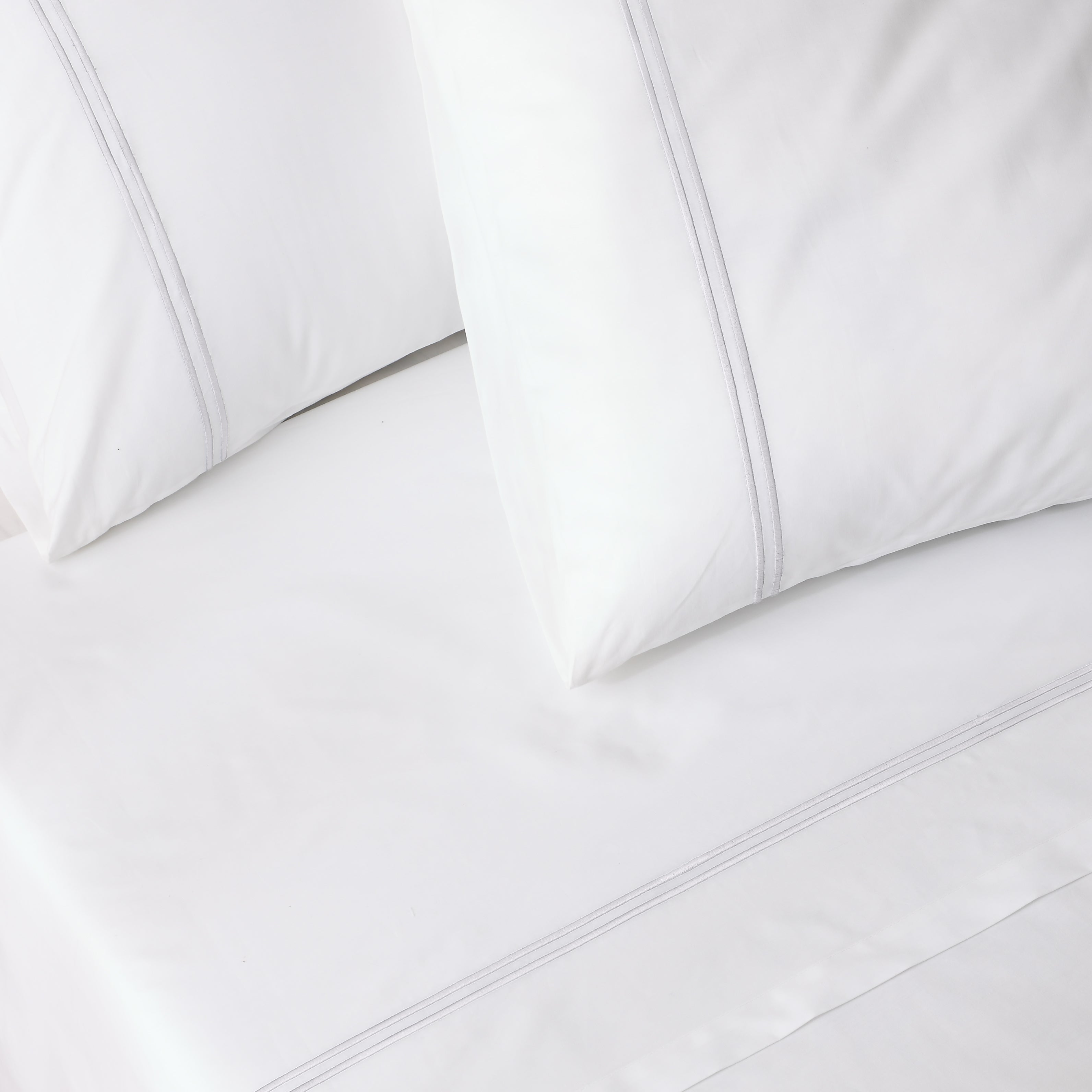 200TC WHITE ORGANIC COTTON EMBROIDERED SHEET SET - WHITE ON WHITE