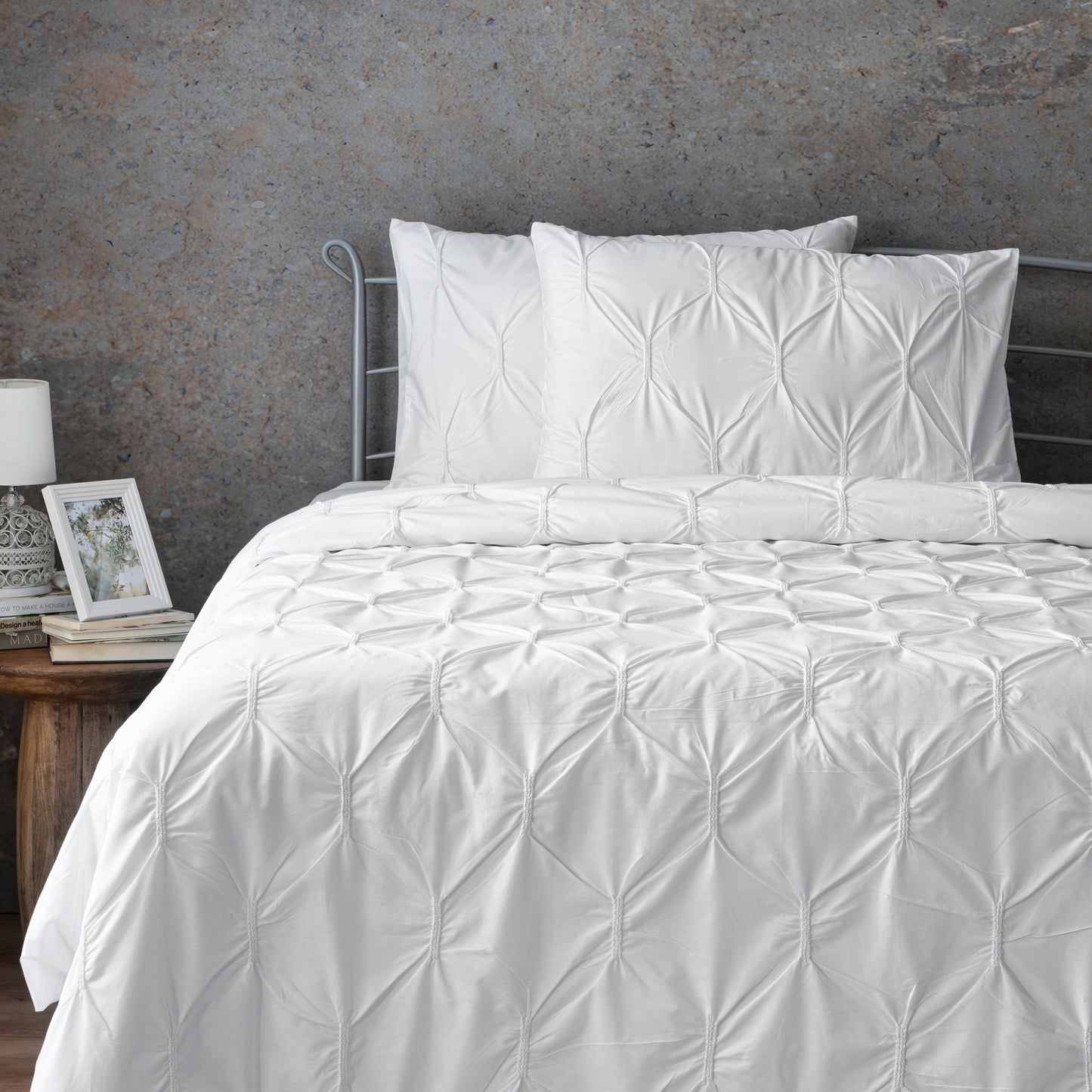 Silhouette — organic cotton percale diamond embroidered duvet cover set, 200 TC