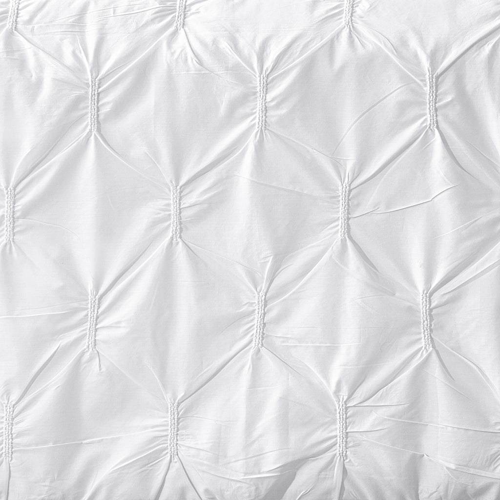 Silhouette — organic cotton percale diamond embroidered duvet cover set, 200 TC, detailed view