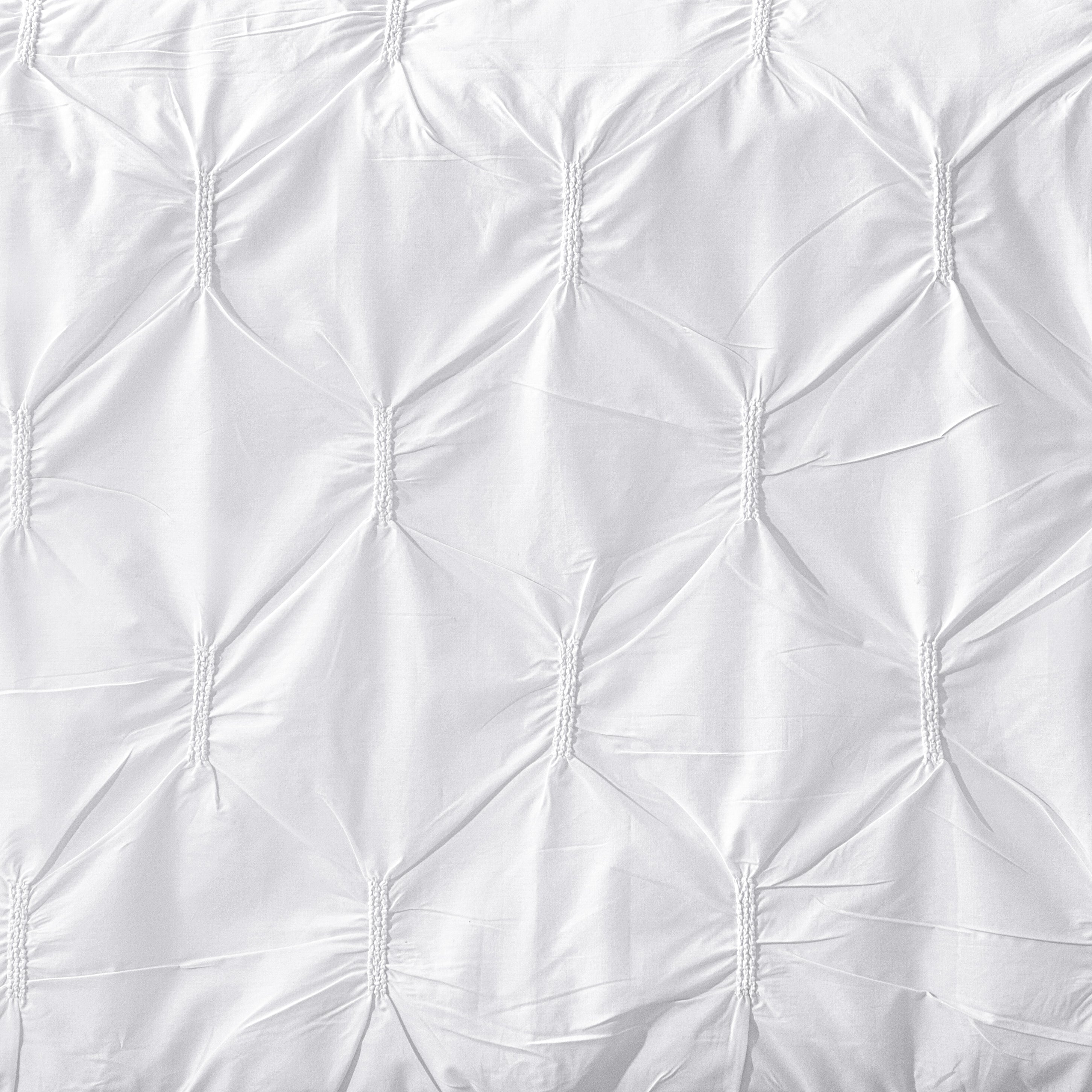 Silhouette — organic cotton percale diamond embroidered duvet cover set, 200 TC, detailed view