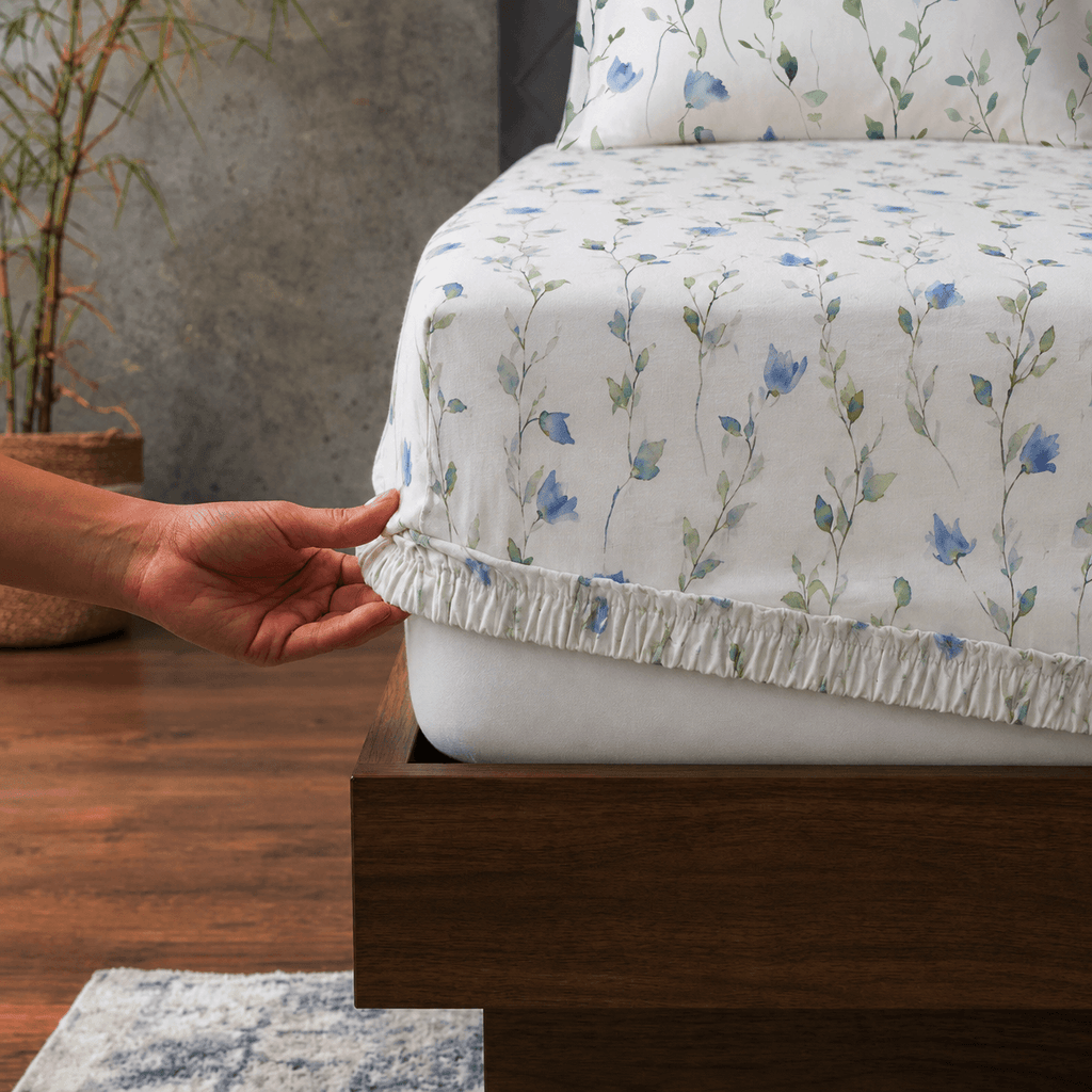 ORGANIC COTTON 200TC PRINTED FITTED SHEET SET - WATERCOLOUR MIST